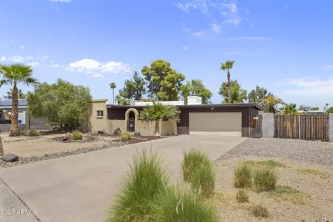 4322 E Bluefield Ave, Phoenix, AZ 85032 photo 2
