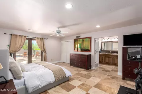 Bedroom - 5803 N 45th St, Phoenix, AZ 85018 photo 2 of 4