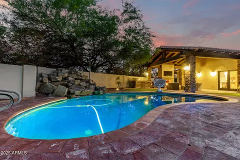 Exterior - 5803 N 45th St, Phoenix, AZ 85018 photo 8 of 26