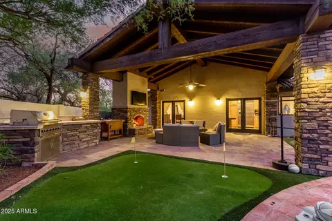 Exterior - 5803 N 45th St, Phoenix, AZ 85018 photo 5 of 26