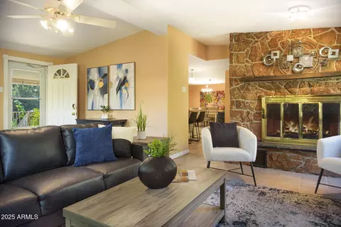 41 Country Ln, Sedona, AZ 86336