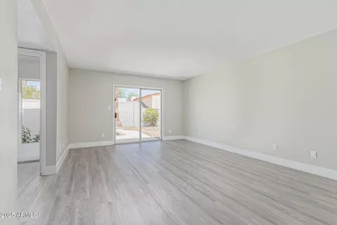 2320 E Shangri La Rd, Phoenix, AZ 85028 photo 30