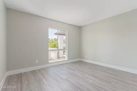 2320 E Shangri La Rd, Phoenix, AZ 85028 photo 36