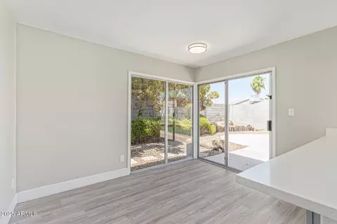 2320 E Shangri La Rd, Phoenix, AZ 85028 photo 26