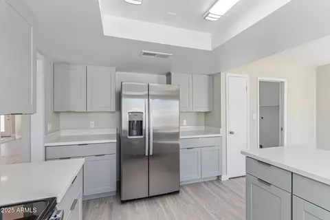 2320 E Shangri La Rd, Phoenix, AZ 85028 photo 25