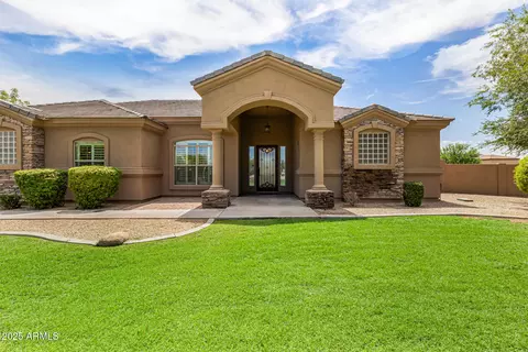 21387 E Pummelos Rd, Queen Creek, AZ 85142