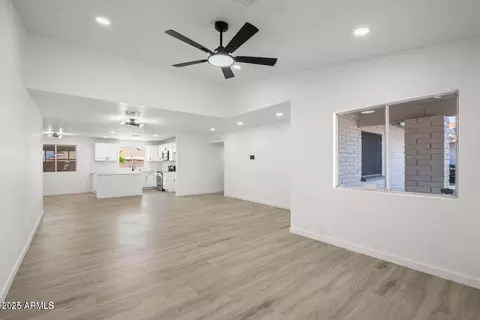 17628 N 39th Ave, Glendale, AZ 85308