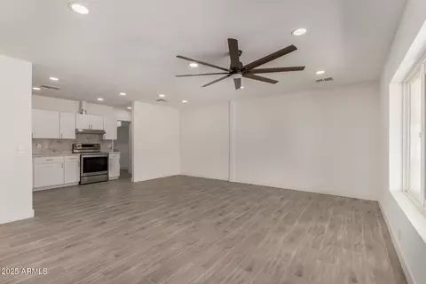 9214 S 1st Ave, Phoenix, AZ 85041 photo 10