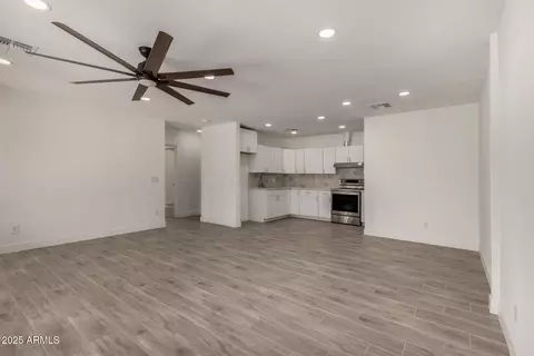 9214 S 1st Ave, Phoenix, AZ 85041 photo 9