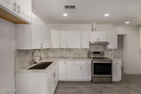 9214 S 1st Ave, Phoenix, AZ 85041 photo 12