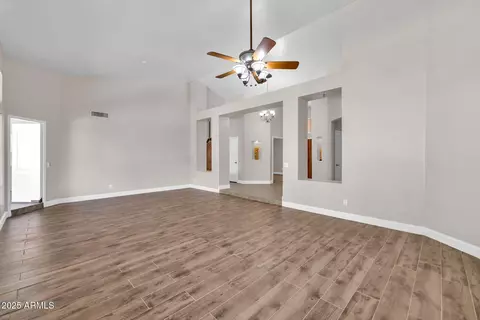 Living - 758 S Lagoon Dr, Gilbert, AZ 85233 photo 2 of 12