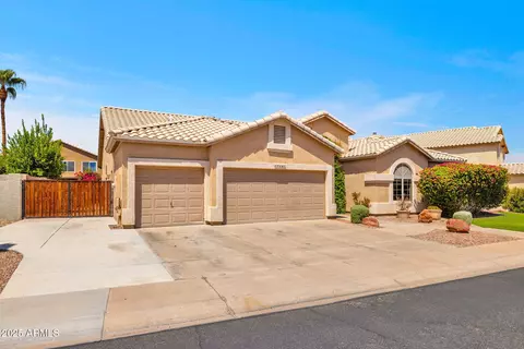 Exterior - 758 S Lagoon Dr, Gilbert, AZ 85233 photo 16 of 17