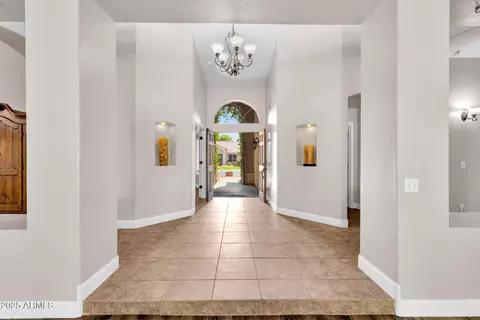 Entry Way - 758 S Lagoon Dr, Gilbert, AZ 85233 photo 1 of 5