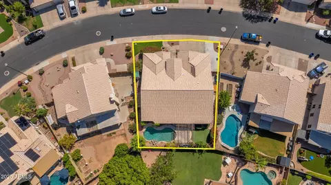 View/Area - 758 S Lagoon Dr, Gilbert, AZ 85233 photo 9 of 10