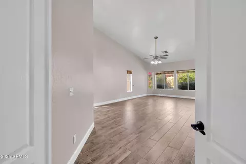 Entry Way - 758 S Lagoon Dr, Gilbert, AZ 85233 photo 3 of 5