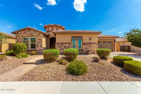 2409 E Susan Dr, Gilbert, AZ 85298