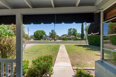 Exterior - 152 W 2nd St, Mesa, AZ 85201 photo 3 of 7