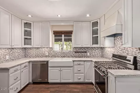 Kitchen - 152 W 2nd St, Mesa, AZ 85201 photo 1 of 2