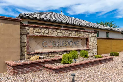 View/Area - 1555 S Loren Ln, Gilbert, AZ 85296 photo 5 of 9