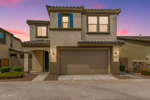 1555 S Loren Ln, Gilbert, AZ 85296