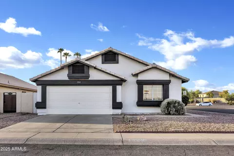 7702 W Palo Verde Dr, Glendale, AZ 85303