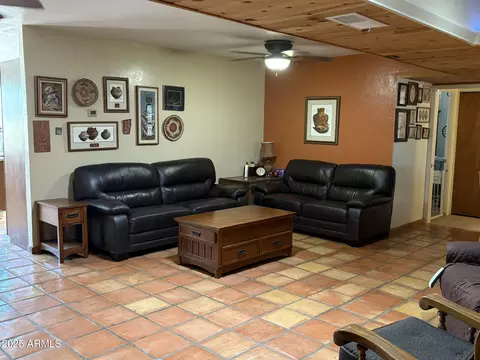 1316 E Carter Dr, Tempe, AZ 85282