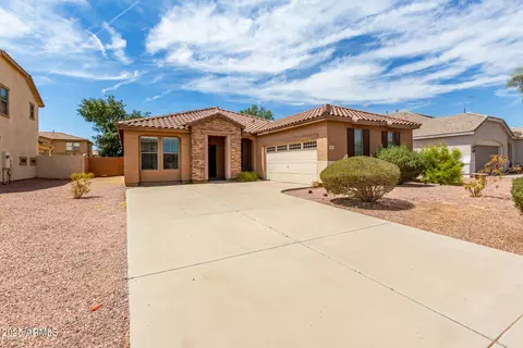 6888 S Onyx Dr, Chandler, AZ 85249