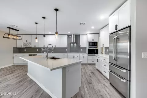 Kitchen - 1809 E Ronald Rd, Phoenix, AZ 85022 photo 1 of 5