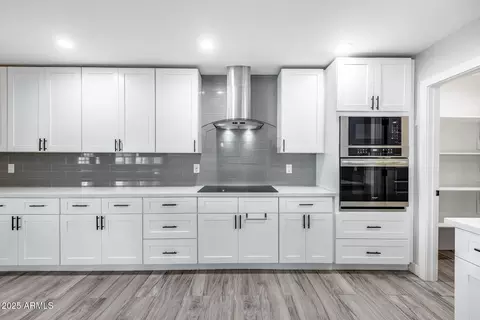 Kitchen - 1809 E Ronald Rd, Phoenix, AZ 85022 photo 4 of 5