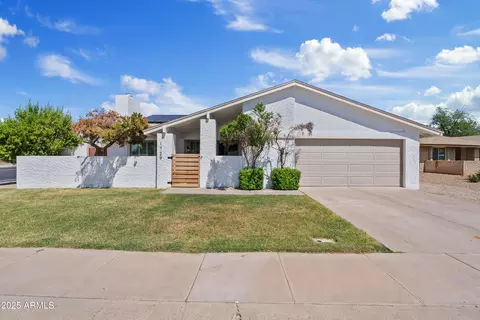 1729 S Brooks Cir, Mesa, AZ 85202