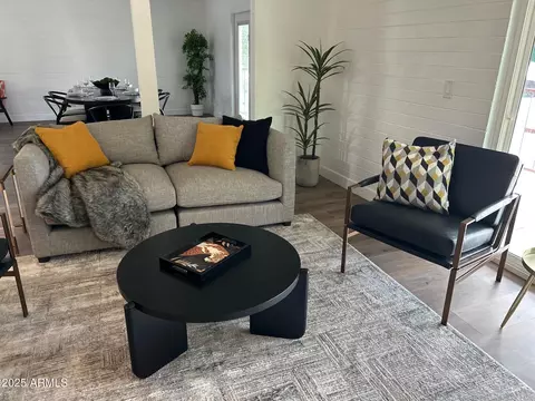 Living - 3737 E Turney Ave #207, Phoenix, AZ 85018 photo 2 of 4