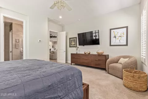Bedroom - 6608 E Libby St, Phoenix, AZ 85054 photo 2 of 5