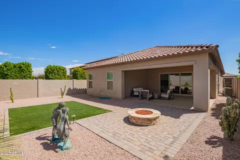 Exterior - 6608 E Libby St, Phoenix, AZ 85054 photo 2 of 5