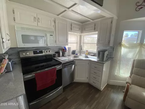 2082 W Klamath Ave, Apache Junction, AZ 85119 photo 5