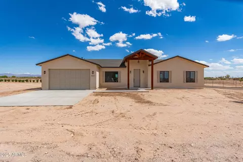 4587 S 334th Dr, Tonopah, AZ 85354