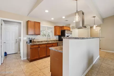 10420 W Devonshire Ave, Phoenix, AZ 85037 photo 4