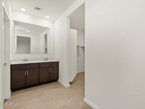 Bath - 12685 N 305th Ave, Buckeye, AZ 85396 photo 1 of 3