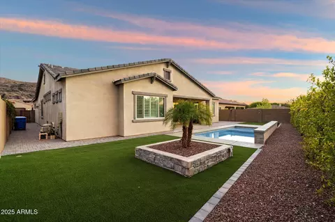 Exterior - 3014 E Desert Ln, Phoenix, AZ 85042 photo 12 of 13