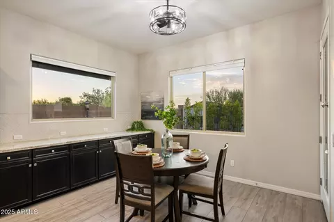 Dining - 3014 E Desert Ln, Phoenix, AZ 85042 photo 3 of 4