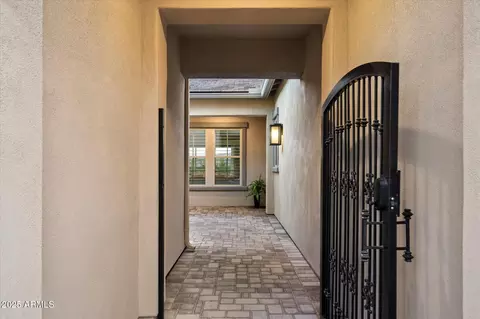 Entry Way - 3014 E Desert Ln, Phoenix, AZ 85042 photo 1 of 2