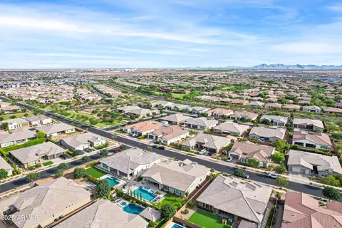View/Area - 10420 E Trillium Ave, Mesa, AZ 85212 photo 6 of 8
