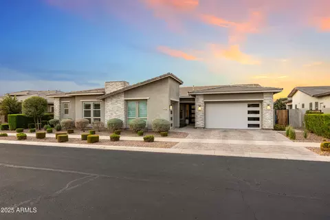 10420 E Trillium Ave, Mesa, AZ 85212