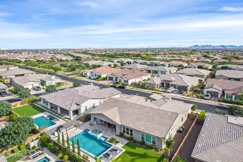 View/Area - 10420 E Trillium Ave, Mesa, AZ 85212 photo 5 of 8