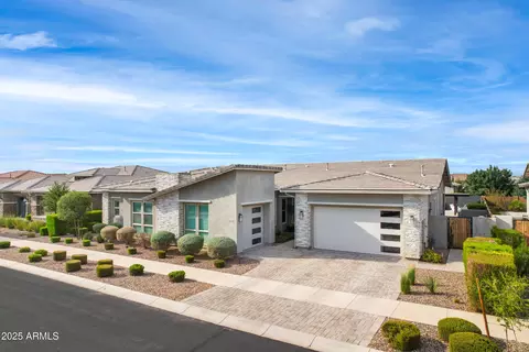 Exterior - 10420 E Trillium Ave, Mesa, AZ 85212 photo 12 of 21