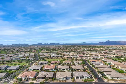 View/Area - 10420 E Trillium Ave, Mesa, AZ 85212 photo 2 of 8