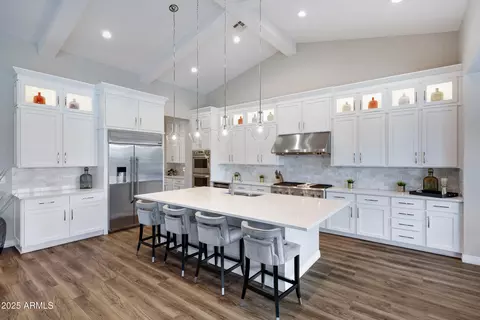 Kitchen - 10420 E Trillium Ave, Mesa, AZ 85212 photo 2 of 8