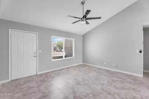 1368 E Wickieup Ln, Phoenix, AZ 85024 photo 29