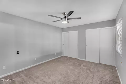 1368 E Wickieup Ln, Phoenix, AZ 85024 photo 7