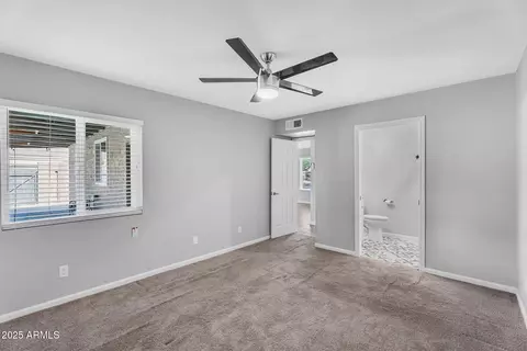 1368 E Wickieup Ln, Phoenix, AZ 85024 photo 6