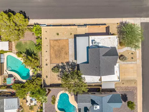 1368 E Wickieup Ln, Phoenix, AZ 85024 photo 62